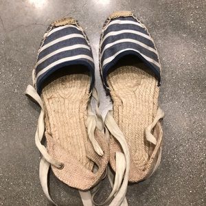 Soludos size 5 blue stripes